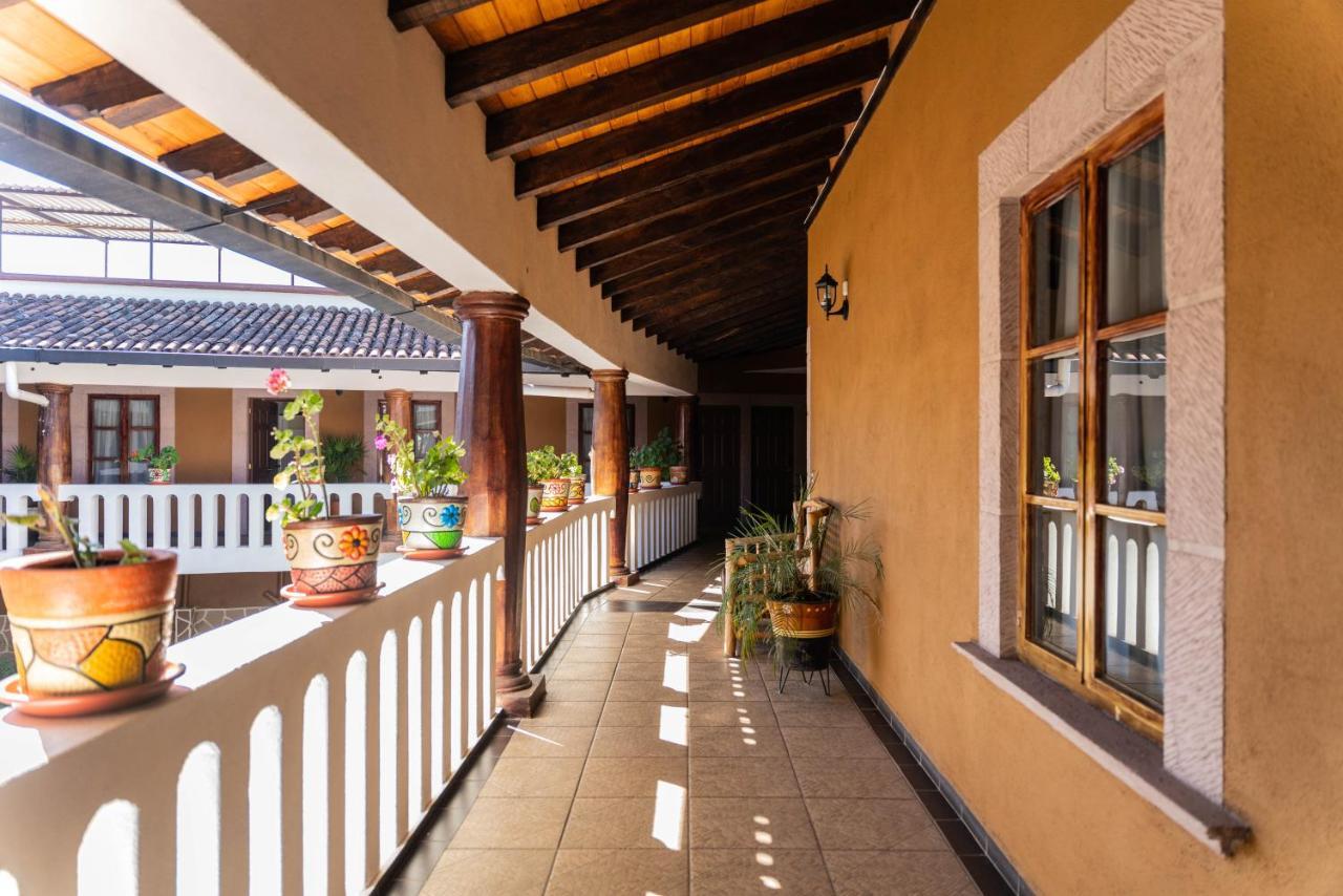 Casa Graciela Hotel Pátzcuaro Buitenkant foto